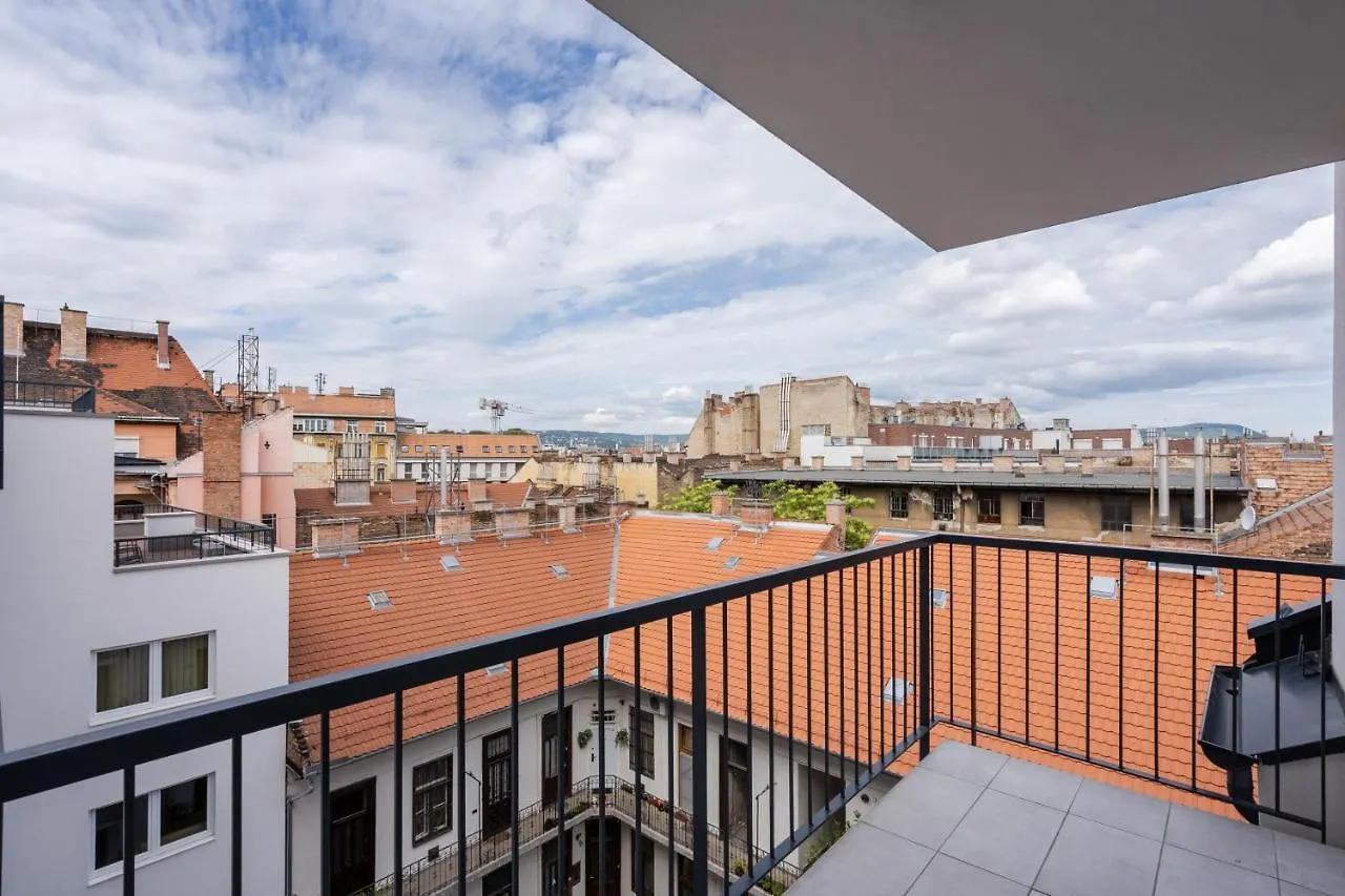 Rose Garden Apartments 布达佩斯