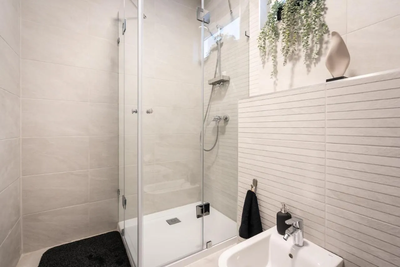 Rose Garden Apartments 布达佩斯